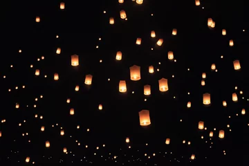 Fototapeten floating asian lanterns in Chiang Mai ,Thailand © toa555
