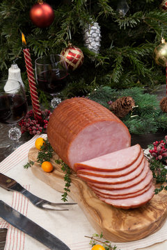 Roasted Glazed Christmas Ham