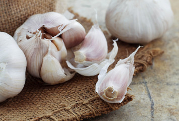 garlic on sack.