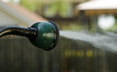Garden hose nozzle