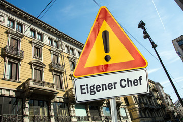 Schild 220 - Eigener Chef