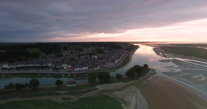 Crépuscule sur Saint-Valery-sur-Somme en Baie de Somme