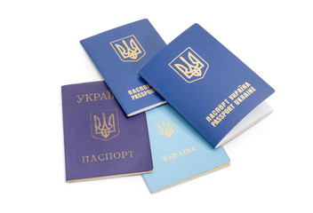 Ukrainian internal and international passports, travel document of the child
