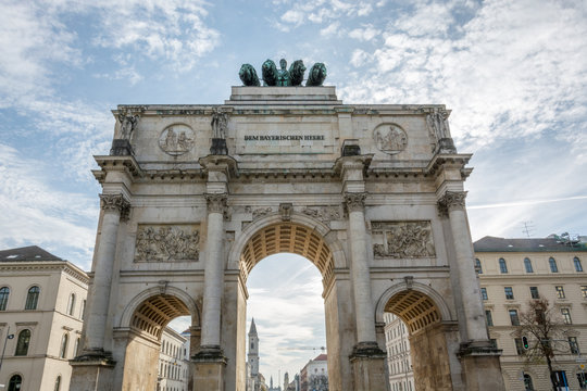 Siegestor in Munich, Germany with the sun behind it