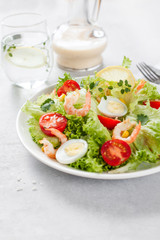 Fresh salad of lettuce and shrimp