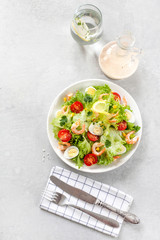 Fresh salad of lettuce and shrimp