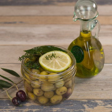 Green olives preserved in jar, preserve