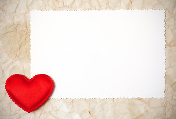 Fototapeta premium heart with a blank card