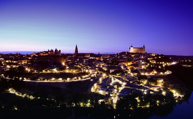 Night view of Toledo city.
