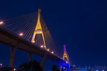 夜景　ラマ9世橋(Bhumibol suspension Bridge) バンコク　タイランド