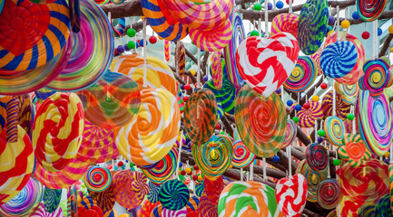Mobiles colorés