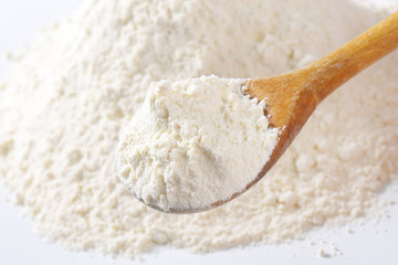spoon of wheat flour