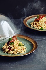 Noodles with vegetables