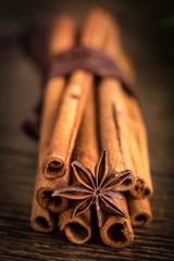 Anise stars and cinnamon
