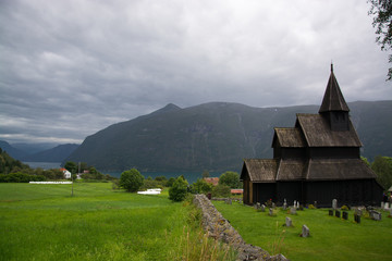 Stabkirche Urnes, Ornes, Norwegen © U. Gernhoefer