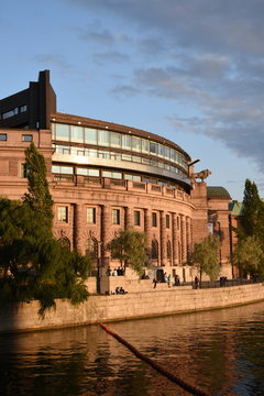 Stockholm, Gamla Stan, Stadtzentrum, Helgeandsholmen, Riksdagshuset, Reichstag, Reichstagsgeb&auml;ude, Regierung, schwedischer Reichstag, Glas, Moderne