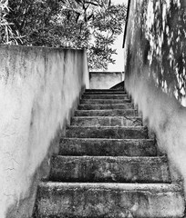 Escaleras en blanco y negro