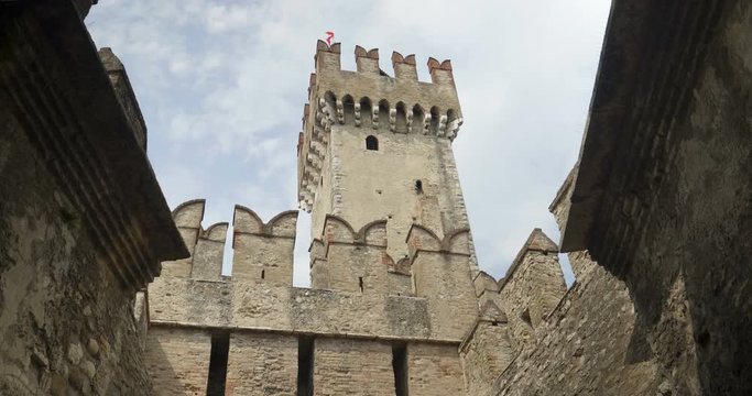 Sirmione_castlScaliger castle, a medieval fortress in ancient Sirmione town. Lake Garda, Italy
