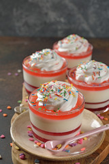 Jelly with whipped cream