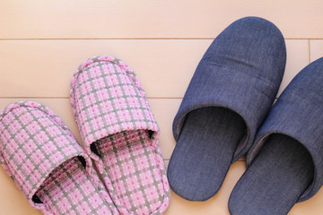 色違いのスリッパ