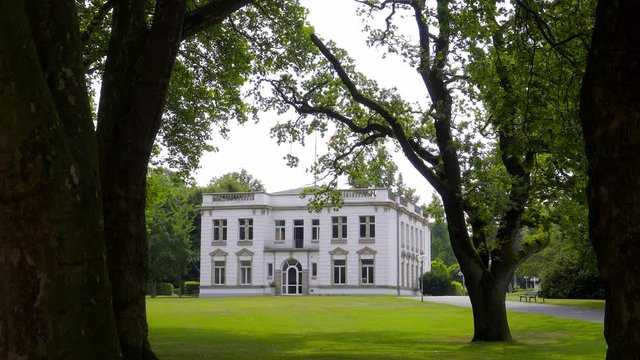 Staatsbad Bad Oeynhausen, Theater im Park und Kur Geb&auml;ude
