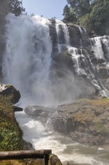 Wasserfall am Doi Inthanon in Thailand
