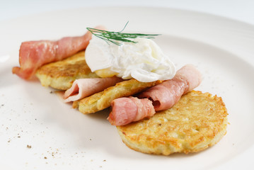 potato pancakes with meat