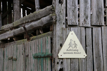 Achtung spielende Kinder