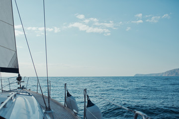 Fototapeta premium Yacht sailing in the tropical sea