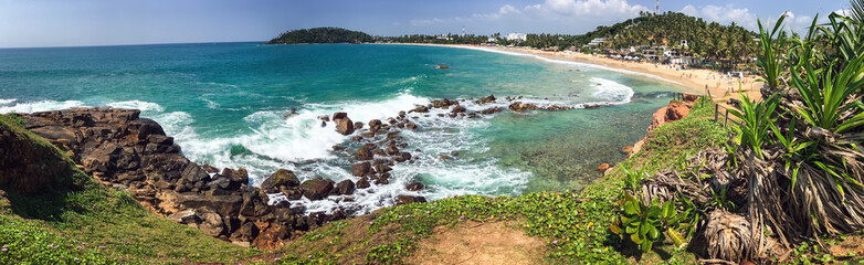 Fototapeta na wymiar beautiful beach in Mirissa, Sri Lanka