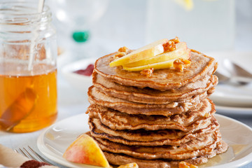 Whole Wheat Pancakes With Apple Slices