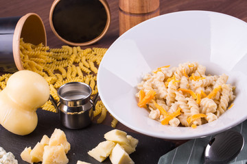 Paste with four types of cheese in creamy sauce