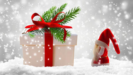 großes weihnachtsgeschenk, kleiner nikolaus