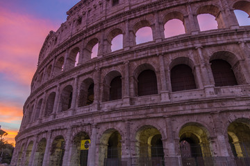 Obraz premium sunrise at colloseum