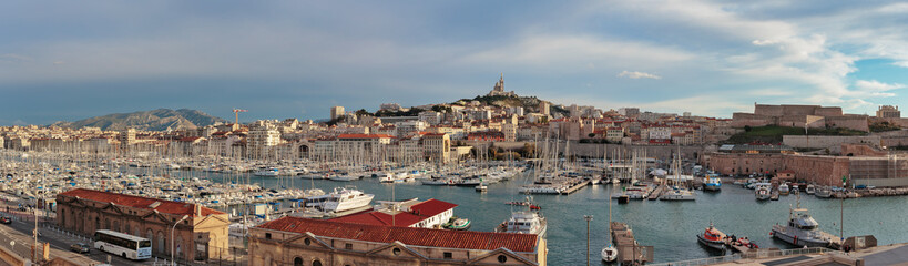 Fototapeta na wymiar Old Port, Vieux-Port of Marseille.