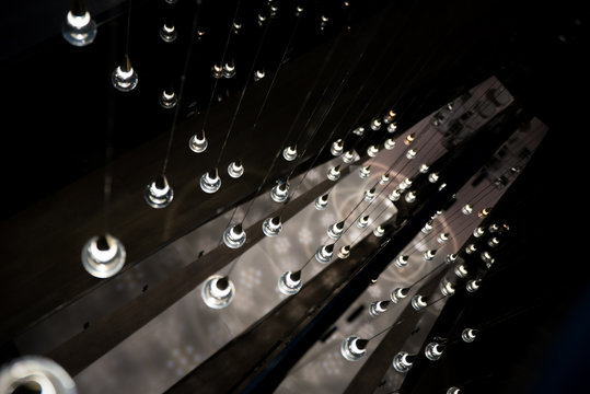 Deckenlampe in Sternehotel, abstrakte Lichter