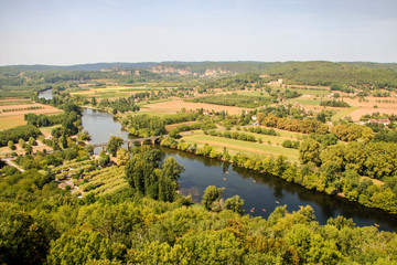 Fototapeta na wymiar Dordogne valley and river