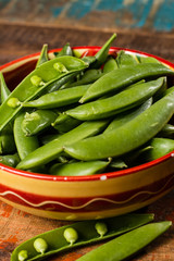 Fresh green sweet pea beans