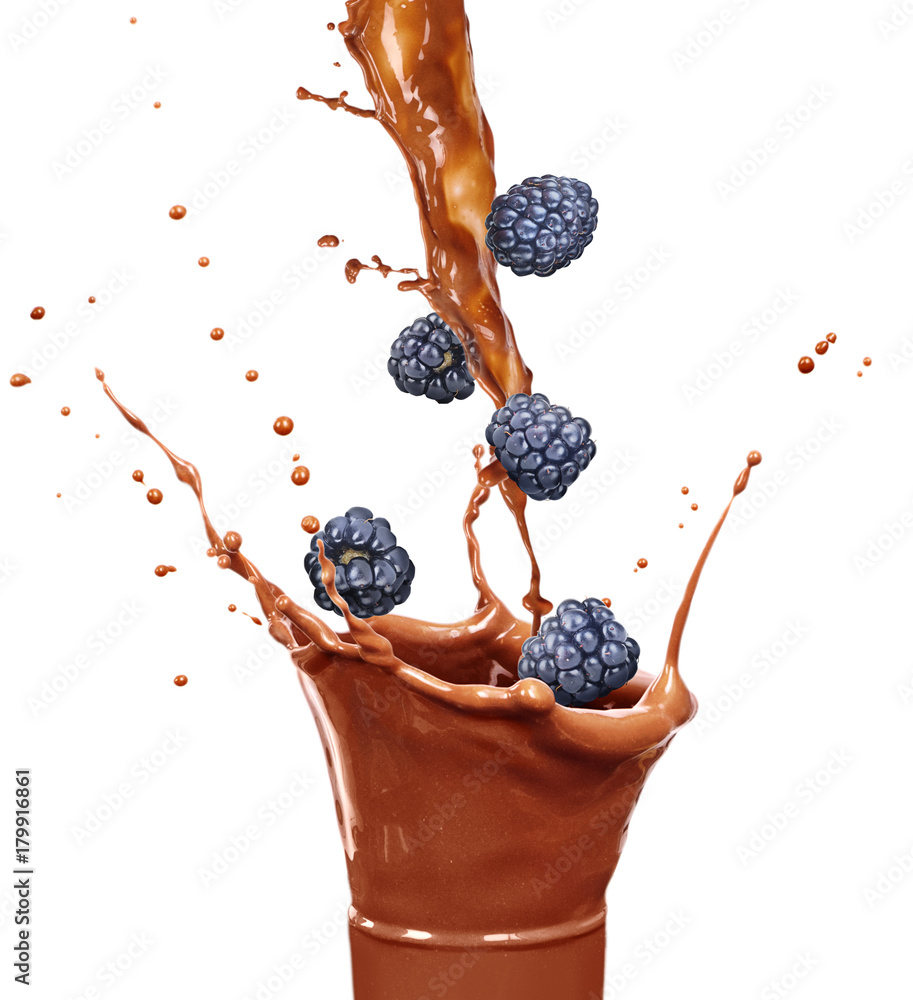 Poster A glass of chocolate with a blackberry isolated on a white background