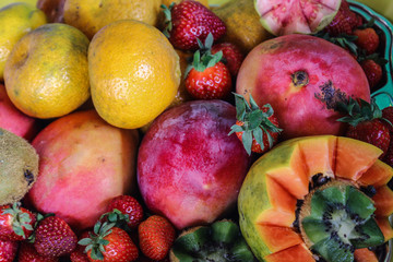 Obraz na płótnie Canvas frutas tropicais