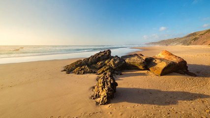 Fototapeta na wymiar Praia da Bordeira, Algarve, Portugal
