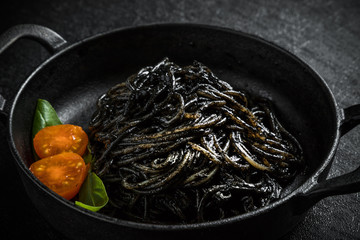 いかすみパスタ　Squid Ink Spaghetti (Italian)