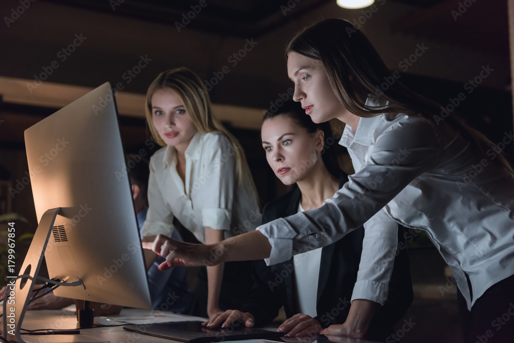 Wall mural business people working