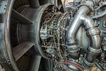 Detailed exposure of a turbo jet engine