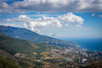 Naklejka premium city clouds