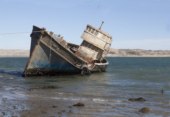 Fototapeta na wymiar Schiffswrack in Lüderitz