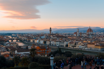 Fototapeta na wymiar Tramonto a Firenze