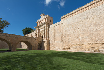 Fototapeta na wymiar Mdina Gate (Malta)