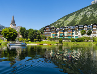 Österreich, Steiermark,  Altausse, , Altausseeer See, Seeresidenz und Heiliger Ägidius, hinten...