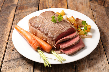 roast beef and vegetable